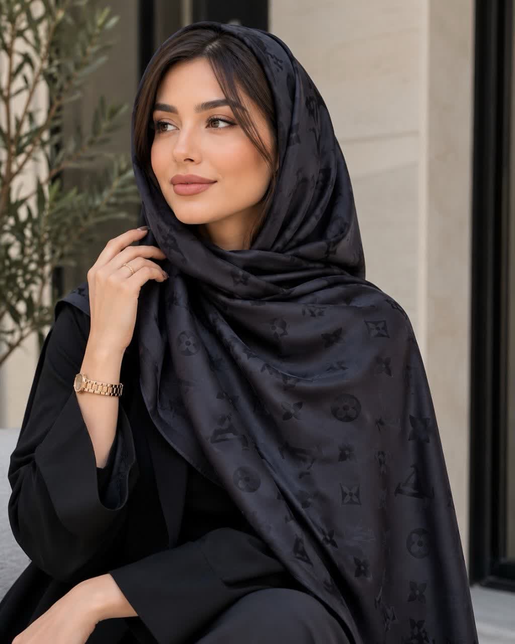 شال ابریشم یونیک درجه یک کد ۱۰۲۲